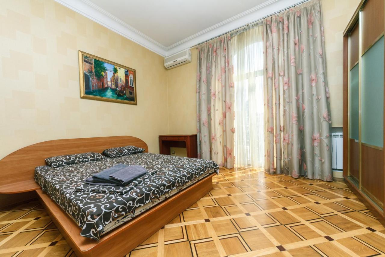 Квартира На Крещатике Kiev Dış mekan fotoğraf